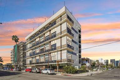 Main picture of 3279 San Marino St