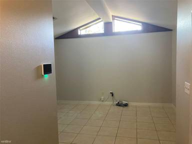 Main picture of 7926 Royalwood Dr