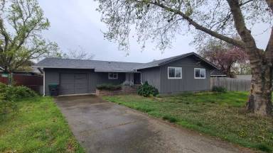 Main picture of 1321 Vista Dr