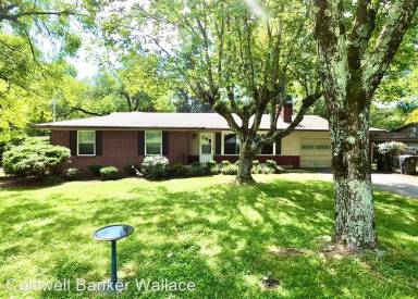 Main picture of 7112 Hampshire Dr