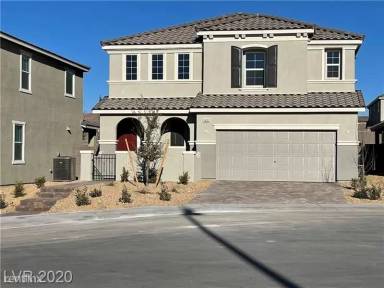 Main picture of 2620 Tolmezzo St