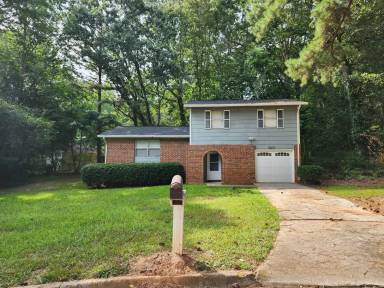 Main picture of 2409 Fairway Ct SW