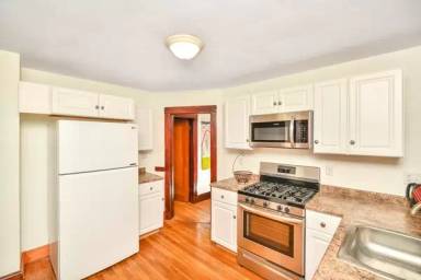 Main picture of 9 Cornauba St