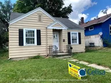 Main picture of 3716 Warsaw St