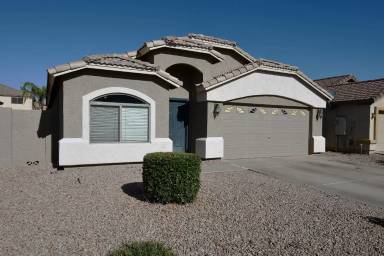 Main picture of 41570 N Maple Ln
