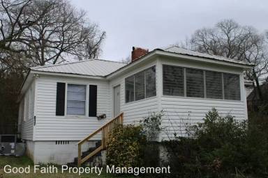 Main picture of 817 Maplewood Ave