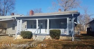 Main picture of 1806 E 70th St