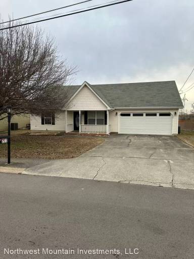 Main picture of 777 Colony Cir
