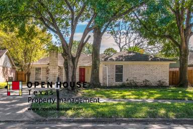 Main picture of 11218 Angelique Dr
