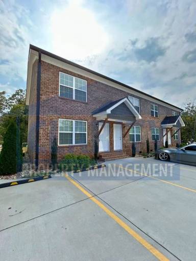 Main picture of 1807 Forest Ridge Dr SW