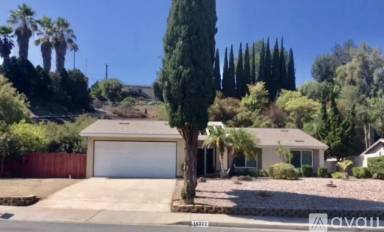 Main picture of 10377 Centinella Dr