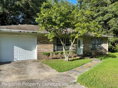 Main picture of 2718 Raintree Cir