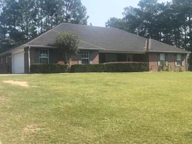 Main picture of 710 Woodland Dr