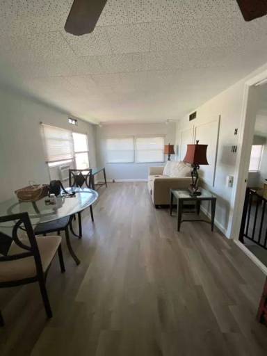 Main picture of 718 49th Avenue Dr W