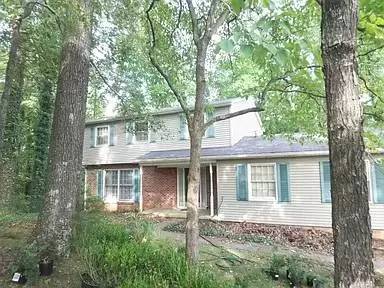 Main picture of 905 Bill Smith Rd