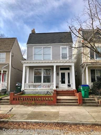 Main picture of 3515 E Clay St