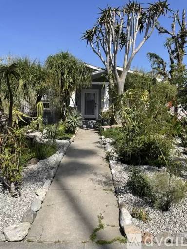 Main picture of 1818 Gardena Ave