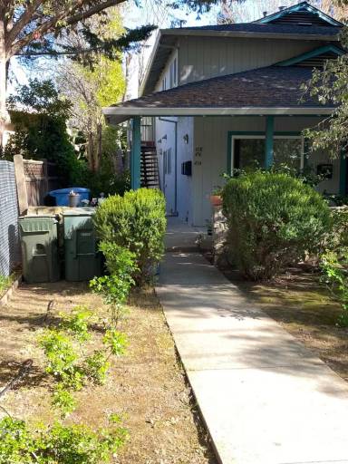 Main picture of 454 Ruthven Ave