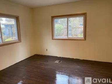 Main picture of 4503 36th Ct SE