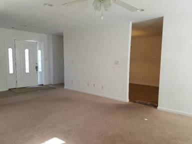 Main picture of 1698 Soundneck Rd