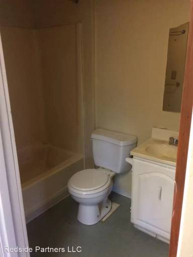 Main picture of 1110 E John St