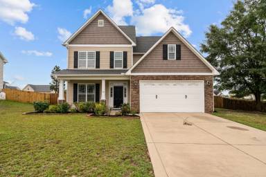 Main picture of 133 Lockwood Dr