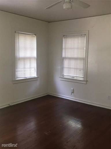 Main picture of 3231 Homer St