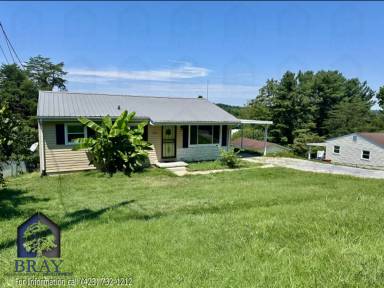 Main picture of 706 Meadowview Dr