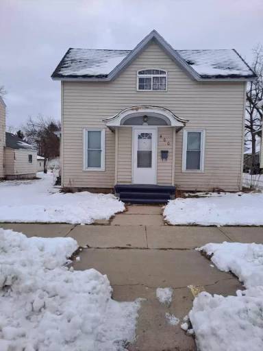 Main picture of 400 W Foster St