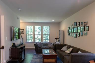 Main picture of 7874 Fletcher Way