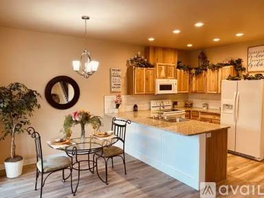 Main picture of 4500 Rosencrans Rd