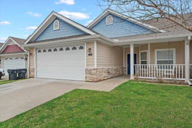 Main picture of 3743 Vista Cove Dr