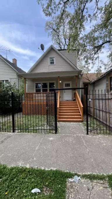 Main picture of 7618 S Drexel Ave