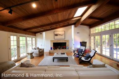 Main picture of 4567 Tara Dr