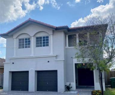 Main picture of 13753 SW 124th Avenue Rd