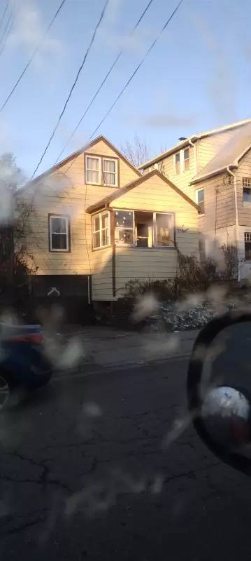 Main picture of 218 Saint Charles St