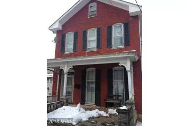 Main picture of 132 S Church St