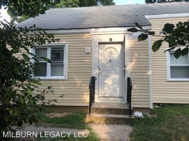 Main picture of 13 Runyon Dr