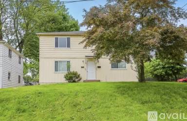 Main picture of 390 E Lake Ave