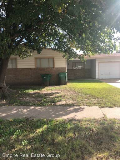 Main picture of 1205 W Tyler Ave