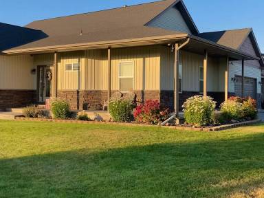 Main picture of 3977 Steeplechase Ln