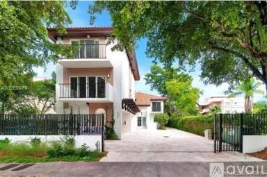 Main picture of 307 Majorca Ave