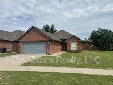 Main picture of 3908 New London Ave