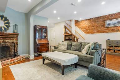 Main picture of 1206 Half St SW