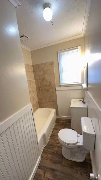 Main picture of 4052 N State St