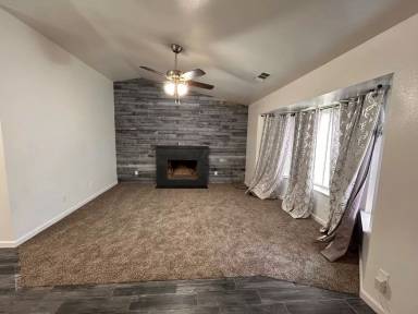 Main picture of 1834 N Rinaldi St