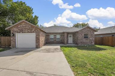 Main picture of 3305 Sockwell Blvd