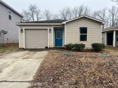 Main picture of 200 Cloverbrook Dr