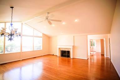 Main picture of 845 Norman Ln