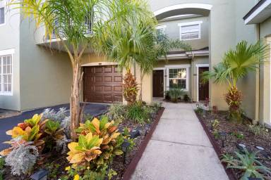 Main picture of 4000 Grande Vista Blvd